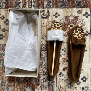 Minnetonka women’s moccasins